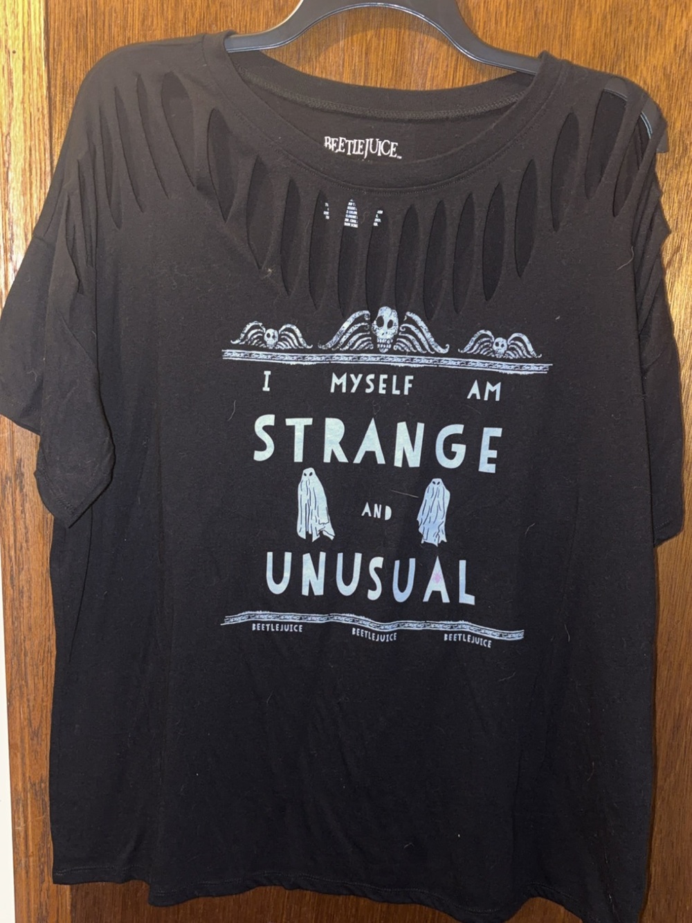NWT Torrid Beetlejuice Black Slash Graphic Tee Size 2 2X 18-20